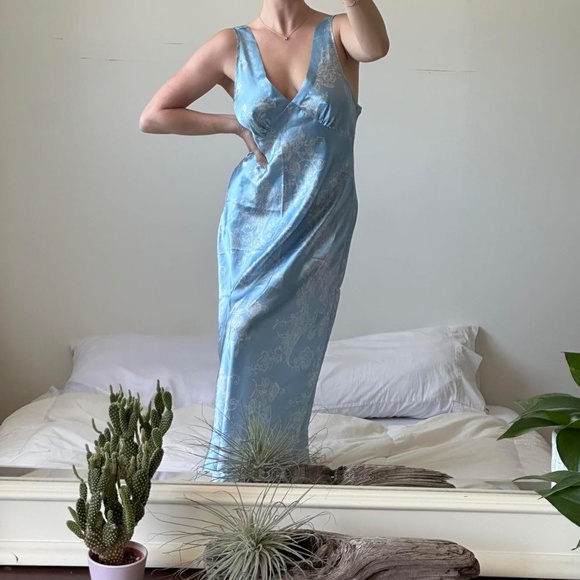 Vintage 90s Baby Blue Flowy Floral Maxi Slip Dress - Picture 6 of 8
